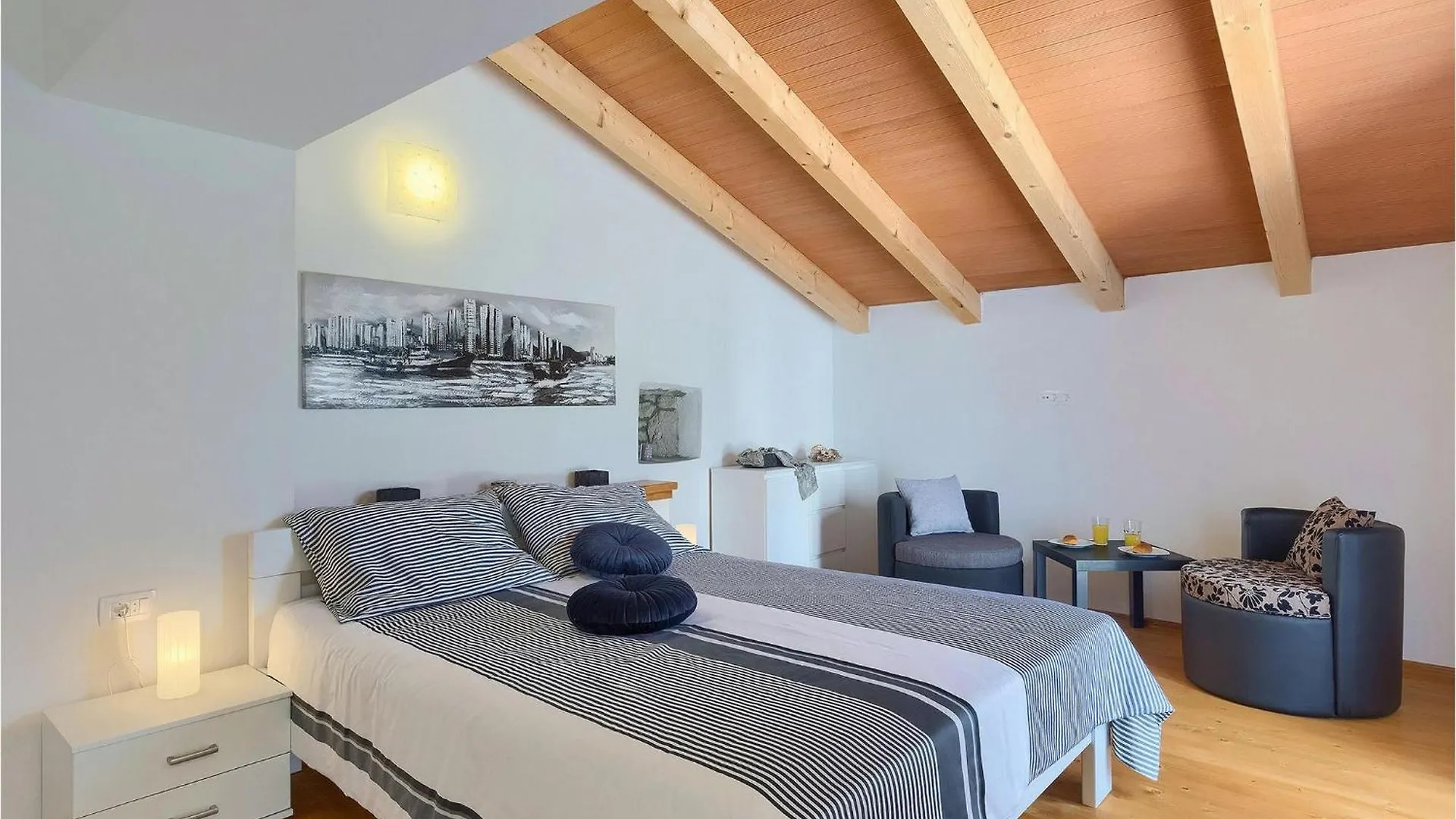 Villa Elia Nova Vas  Holiday home Nova Vas (Krsan)